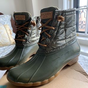 Sperry Saltwater Women’s Boots size 8 ... NEW
